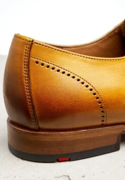 Lloyd Nette Schoenen Veterschoen SANGOR Heren Geel 8 Lloyd Nette Schoenen Veterschoen SANGOR Heren Geel -Lloyd Mode Schoenenwinkel 19a1bb4c7d9936e14c1d41b0a9a39bdf