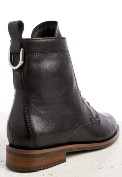 Lloyd Mit Ziernähten - Veterboots - Weiß -Lloyd Mode Schoenenwinkel 2bac62e25b2a462ea3a25e1a1319e9ea