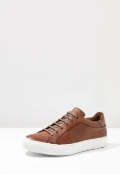 Lloyd Ajan - Sneakers Laag - Cognac -Lloyd Mode Schoenenwinkel 2e95076eb90f4b3983274f2714ce4cd1