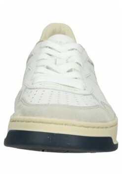 Lloyd Sneakers Laag - Chalk White Midnight -Lloyd Mode Schoenenwinkel 3ffae0d2a090465abaeaf1a542a8dee3