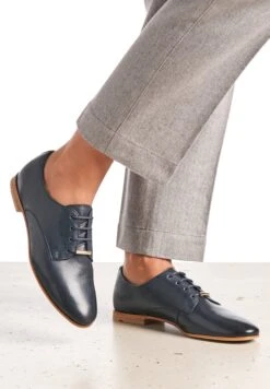 Lloyd Veterschoenen Veterschoen Dames Navy 12 Lloyd Veterschoenen Veterschoen Dames Navy -Lloyd Mode Schoenenwinkel 4065a1f03f5b06e981388b365b5aefbc