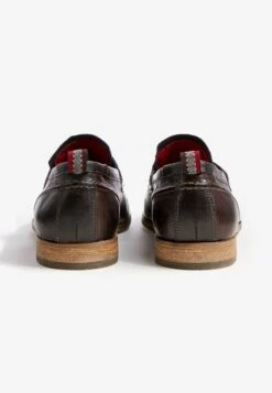 Lloyd Nette Schoenen Instappers Heren Bruin 7 Lloyd Nette Schoenen Instappers Heren Bruin -Lloyd Mode Schoenenwinkel 45cb2b29e1f43314bcddcaf29d443466