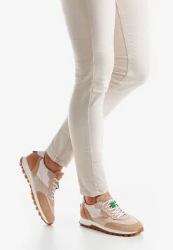 Lloyd Hoge Sneakers Sneakers Hoog Dames Gemengde Kleuren 9 Lloyd Hoge Sneakers Sneakers Hoog Dames Gemengde Kleuren -Lloyd Mode Schoenenwinkel 5058ab9f602f0ac4fc412201f7197172