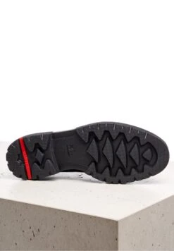 Lloyd Veterschoenen - Schwarz 10 Lloyd Veterschoenen - Schwarz -Lloyd Mode Schoenenwinkel 5986eaa49bf14efba4e6fd258a6be56b