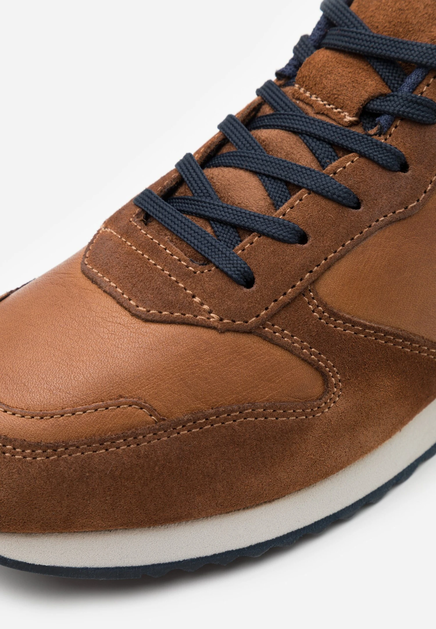 Lloyd Edmond - Sneakers Laag - Cigar 4 Lloyd Edmond - Sneakers Laag - Cigar - Afbeelding 4