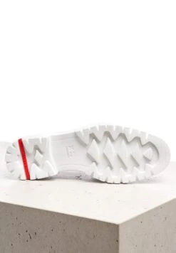 Lloyd Instappers - Weiss -Lloyd Mode Schoenenwinkel 60637e038a1d49bfb8fee64f2e6d7f10