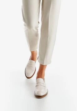 Lloyd Loafers Instappers Dames Wit 9 Lloyd Loafers Instappers Dames Wit -Lloyd Mode Schoenenwinkel 62ef7c9e9d9d7d68dd746ad376f8554e