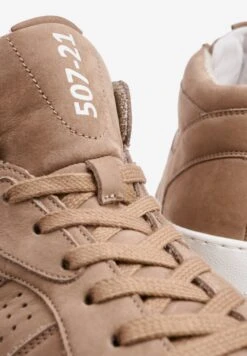 Lloyd Hoge Sneakers Sneakers Hoog Alister Heren Pueblo 7 Lloyd Hoge Sneakers Sneakers Hoog Alister Heren Pueblo -Lloyd Mode Schoenenwinkel 70f32493c3f5b7a1806ae3b6f82ae198