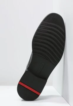 Lloyd Nevio - Veterschoenen - Schwarz -Lloyd Mode Schoenenwinkel 778e56be7db14ddab07dfa99a4fe0e16