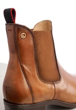 Lloyd Korte Laarzen - Braun -Lloyd Mode Schoenenwinkel 8a3765116b714019a7a086593618f429