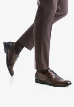 Lloyd Nette Schoenen Veterschoen KALMAT Heren Donkerbruin 10 Lloyd Nette Schoenen Veterschoen KALMAT Heren Donkerbruin -Lloyd Mode Schoenenwinkel 996833b8093b7cf3b344b2664a8de042