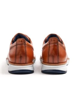 Lloyd Vin - Veterschoenen - Braun 10 Lloyd Vin - Veterschoenen - Braun -Lloyd Mode Schoenenwinkel a92da8a109d34cb7ab081e20ccce6f74