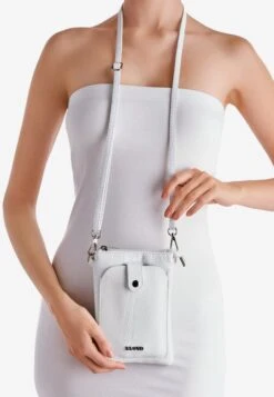 Lloyd Schoudertasjes Schoudertas Dames Wit 5 Lloyd Schoudertasjes Schoudertas Dames Wit -Lloyd Mode Schoenenwinkel adf0e47893255bce08e6f8cb0871ec8e