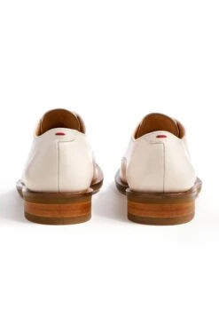 Lloyd Veterschoenen - Naturweiss 8 Lloyd Veterschoenen - Naturweiss -Lloyd Mode Schoenenwinkel ba9da8b249cd414c9981ac1c17950227