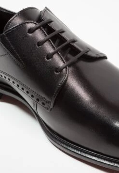 Lloyd Koog - Veterschoenen - Schwarz -Lloyd Mode Schoenenwinkel bcf7a3b374d149fbabf1878399f65884