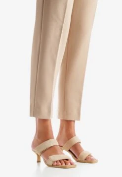 Lloyd Plateau Sandalen Sandaal Dames Beige / Ecru / Wit / Parelwit -Lloyd Mode Schoenenwinkel cc3bea0971d3cf0029c2212d7f1d7453