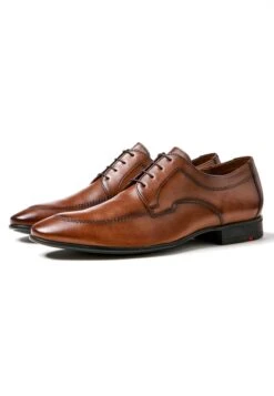 Lloyd Oriola - Veterschoenen - Cognac -Lloyd Mode Schoenenwinkel e122f5d9488346b5bbc35b48f02aae4f