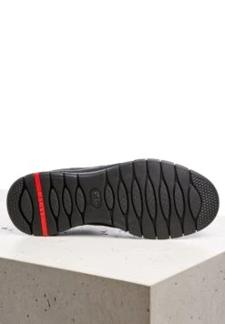 Lloyd Aurelio - Sneakers Laag - Schwarz 11 Lloyd Aurelio - Sneakers Laag - Schwarz -Lloyd Mode Schoenenwinkel e90fe0cd6cd940ccbfebbaa757e1dcdd