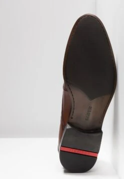 Lloyd Lador - Veterschoenen - Cognac 10 Lloyd Lador - Veterschoenen - Cognac -Lloyd Mode Schoenenwinkel f245e1a55c2e4ac0a018e719351de2ce