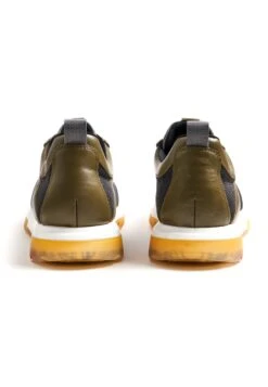 Lloyd Aaron - Sneakers Laag - Olive -Lloyd Mode Schoenenwinkel f24717fdec154673a9331f3f9fc5bfa6