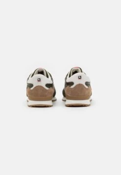 Lloyd Earl - Sneakers Laag - Verde/Cappuccino 8 Lloyd Earl - Sneakers Laag - Verde/Cappuccino -Lloyd Mode Schoenenwinkel f779e822578d462580f84697900a8fef