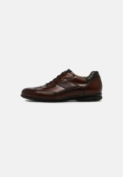 Lloyd Vernon - Sportieve Veterschoenen - Cognac